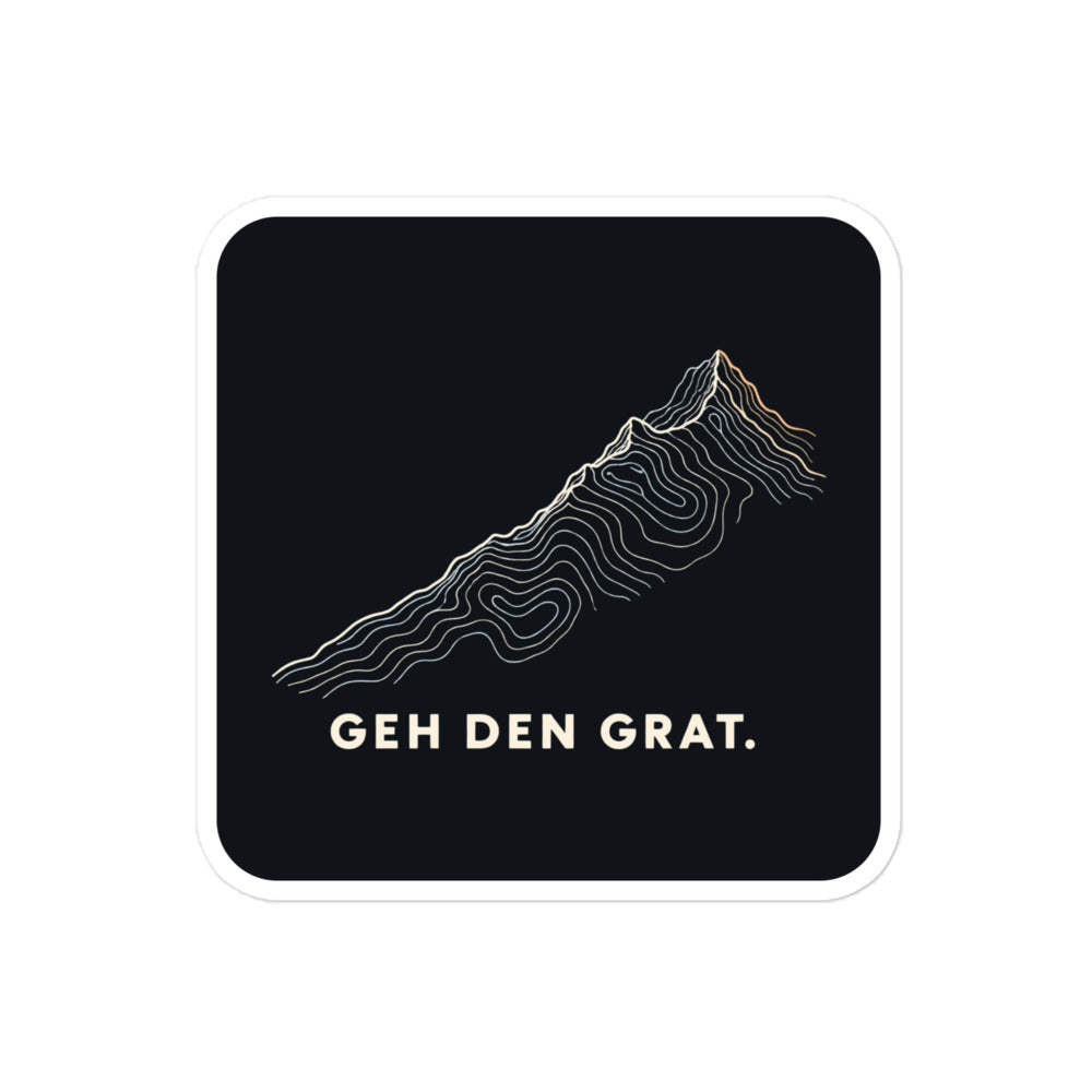Geh den Grat Höhenlinien Sticker – 10 × 10 cm