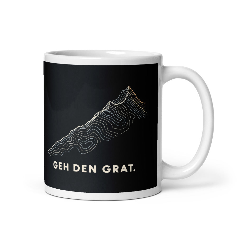 Geh den Grat Höhenlinien Tasse – 325 ml
